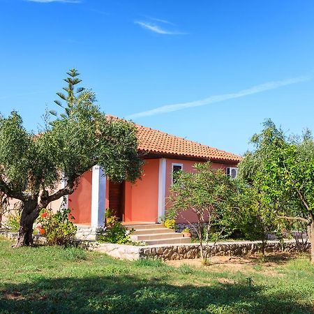Lithies Farm Houses วาซิลิคอส ภายนอก รูปภาพ