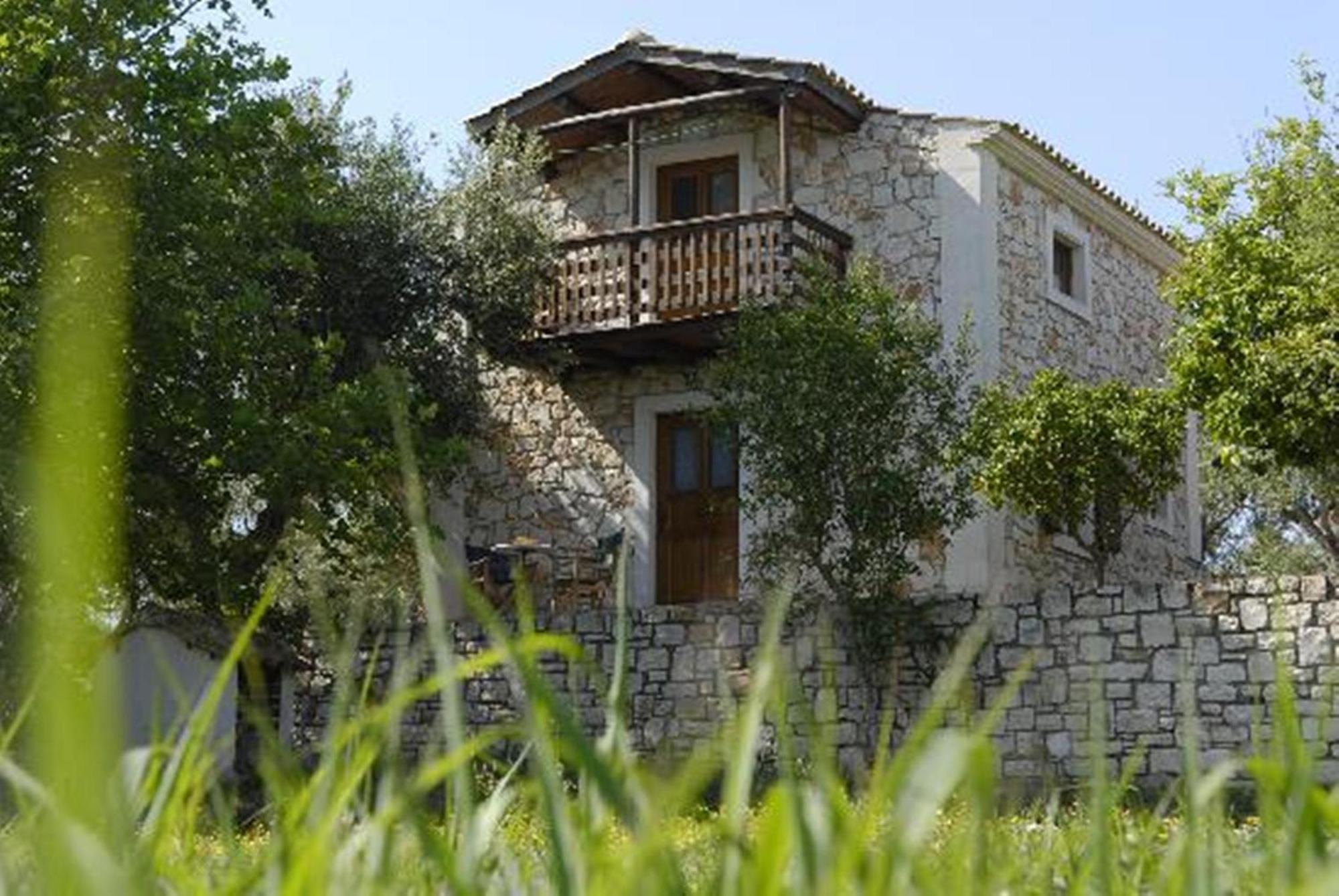Lithies Farm Houses วาซิลิคอส ภายนอก รูปภาพ